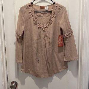 NEW - Scully Raglan Tan Floral Blouse - Size Small
